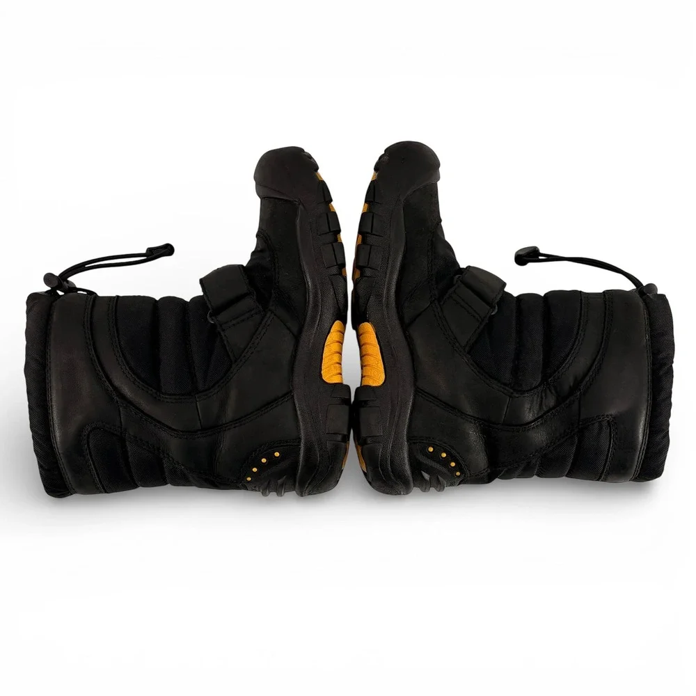 KEEN Kids Winter Boots Size 13 Waterproof 200g Insulated Black Yellow‎ Snow